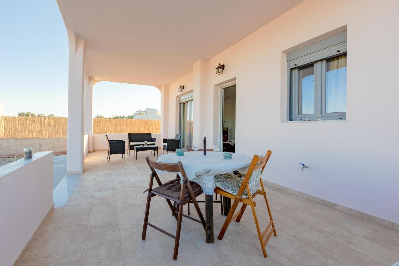 House On The Black With Sea View And Parking Agios Georgios (Santorini)